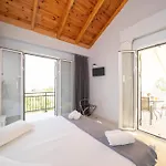 Lägenhetshotell Xi Village 3*