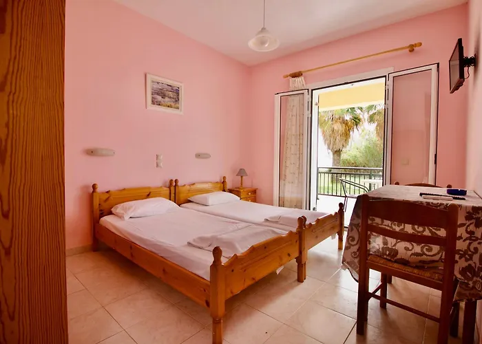 Aparthotel Xi Village