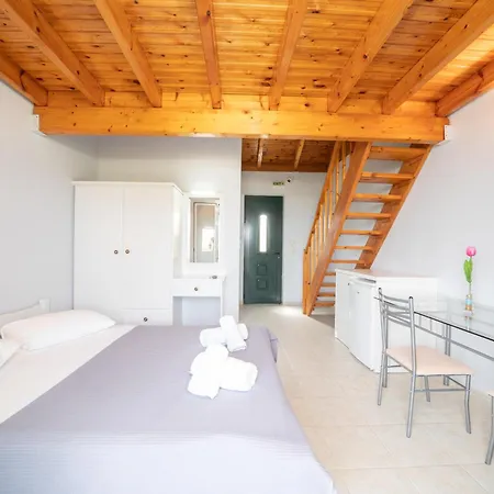 Xi Village Hotel apartamentowy Xi Beach