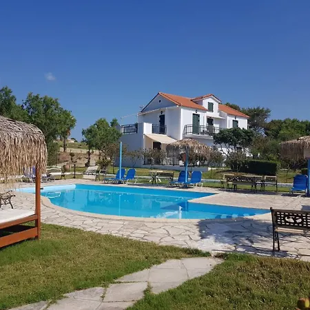 Xi Village Hotel apartamentowy