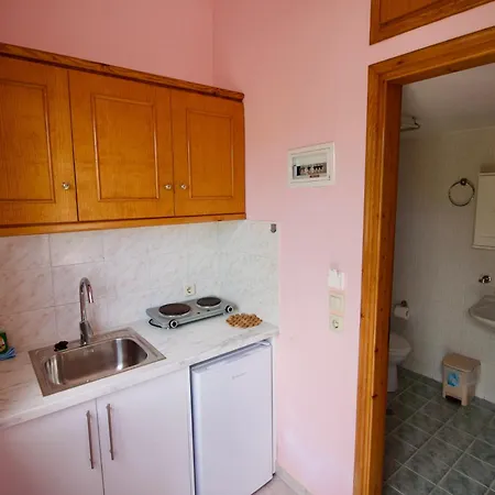 Xi Village Hotel apartamentowy