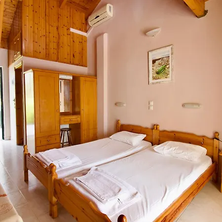 Hotel apartamentowy Xi Village