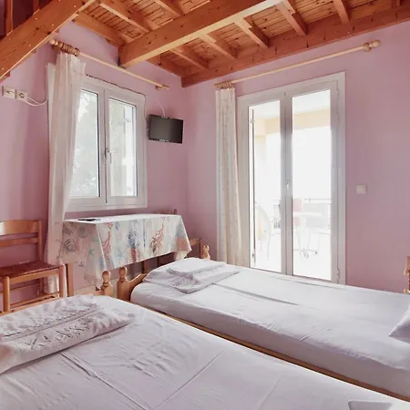 Hotel apartamentowy Xi Village