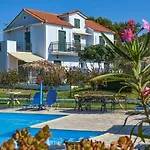 公寓式酒店 Xi Village 3*