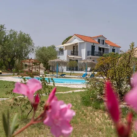 Xi Village Apart-hotel 3*