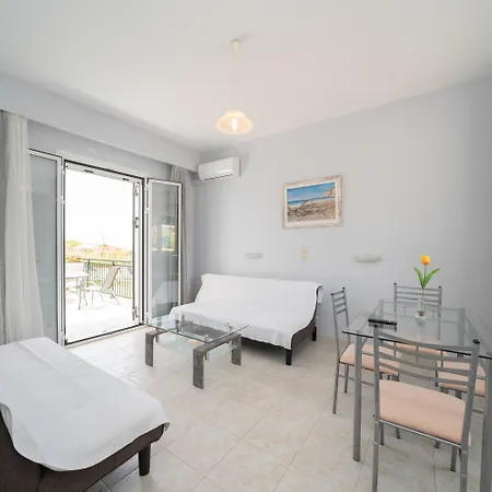 Apart-hotel Xi Village 3*