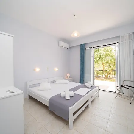 Xi Village 3*