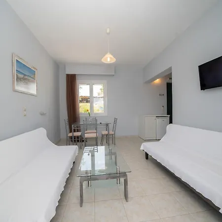 Xi Village מלון דירות 3*