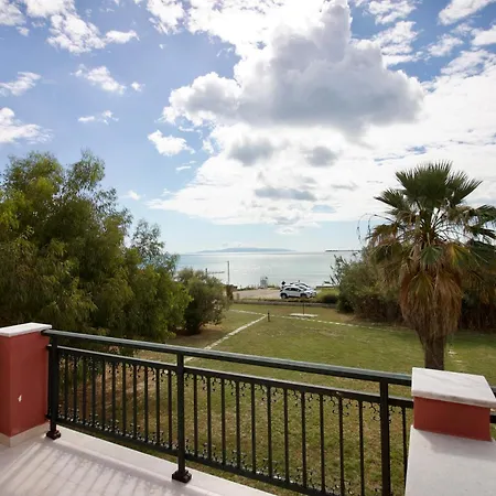 Xi Village מלון דירות Xi Beach